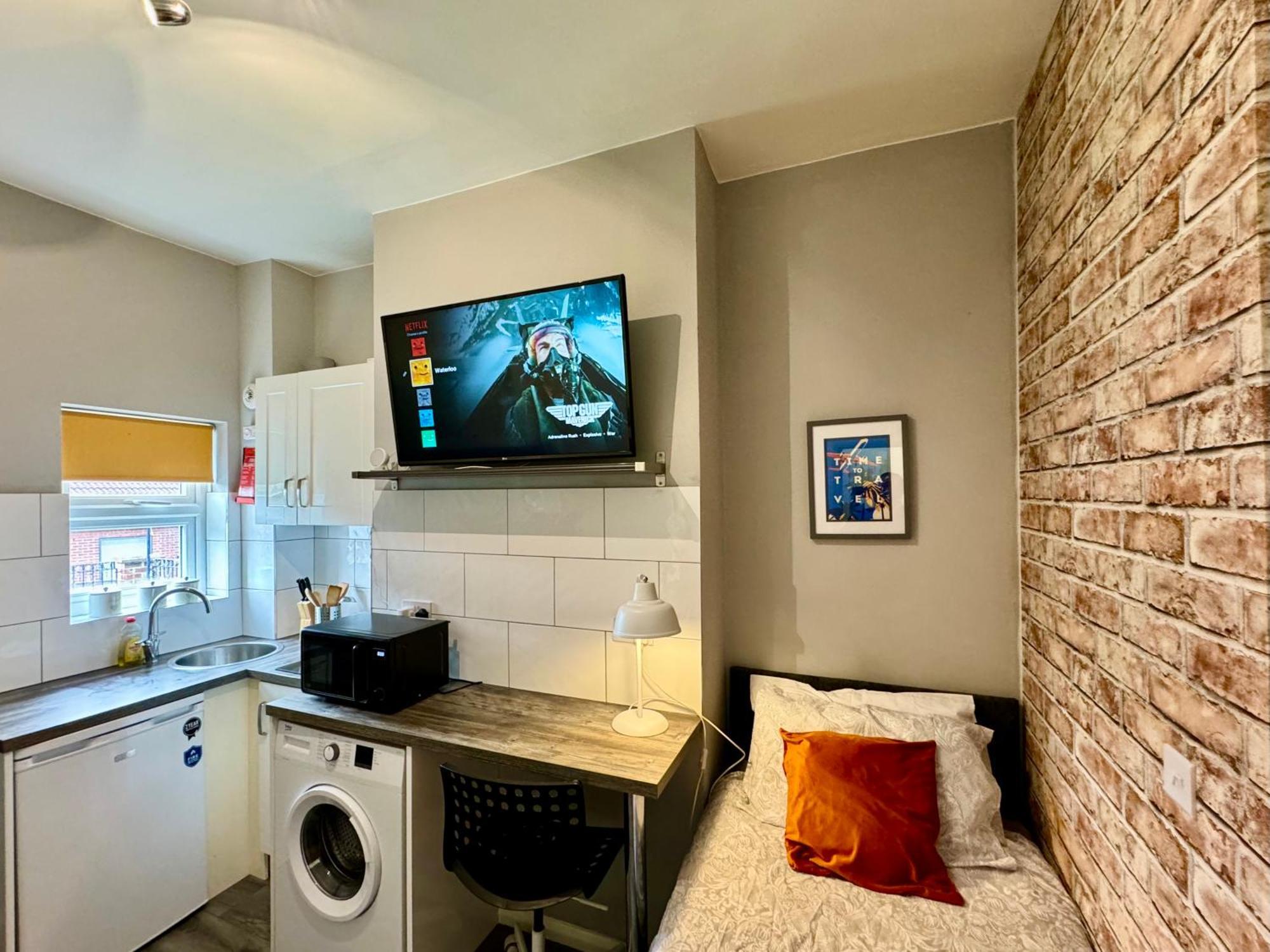 Limpenny Studio - Cityscape Cozy Corner Nottingham Buitenkant foto